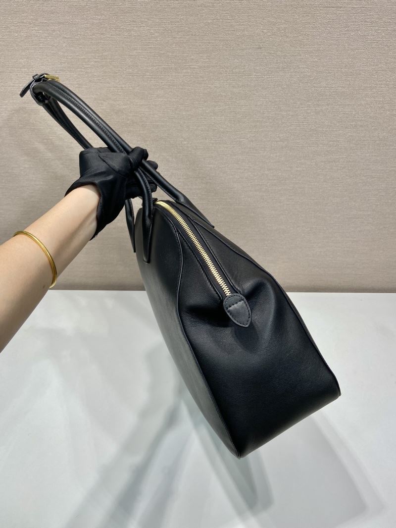 Pra*a top handle bags